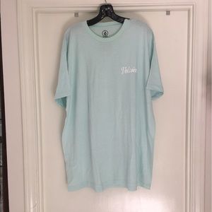 VOLCOM, NEW, XXL MENS T-SHIRT,, light Turquoise